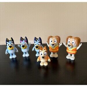 Bluey Figures Lot Of 6 Figures-Bluey-Bingo-Garbage Truck Man-2" To 2.5" Preowned